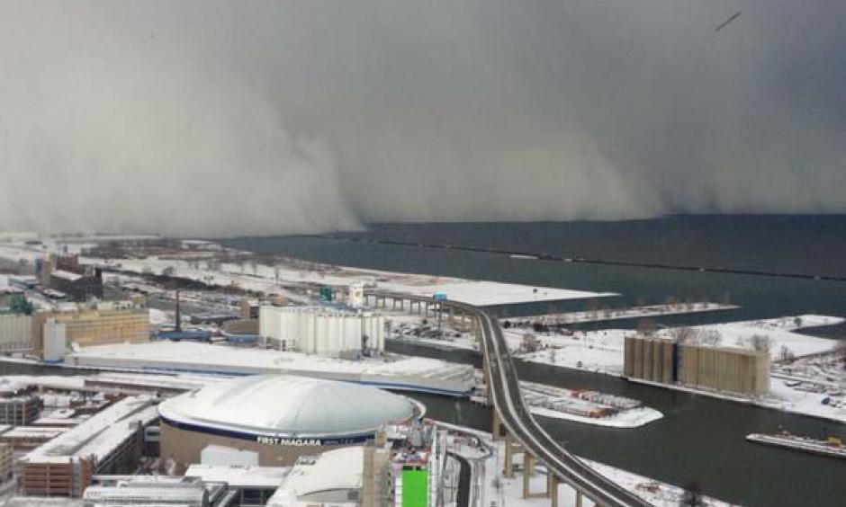 Lake-effect snow storm hits Buffalo, New York. Photo: ABC