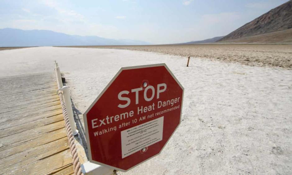 A sign warning of extreme heat at Death Valley national park in California. Twenty-five countries saw a record warm annual average in 2021. (Patrick T Fallon/AFP/Getty Images)