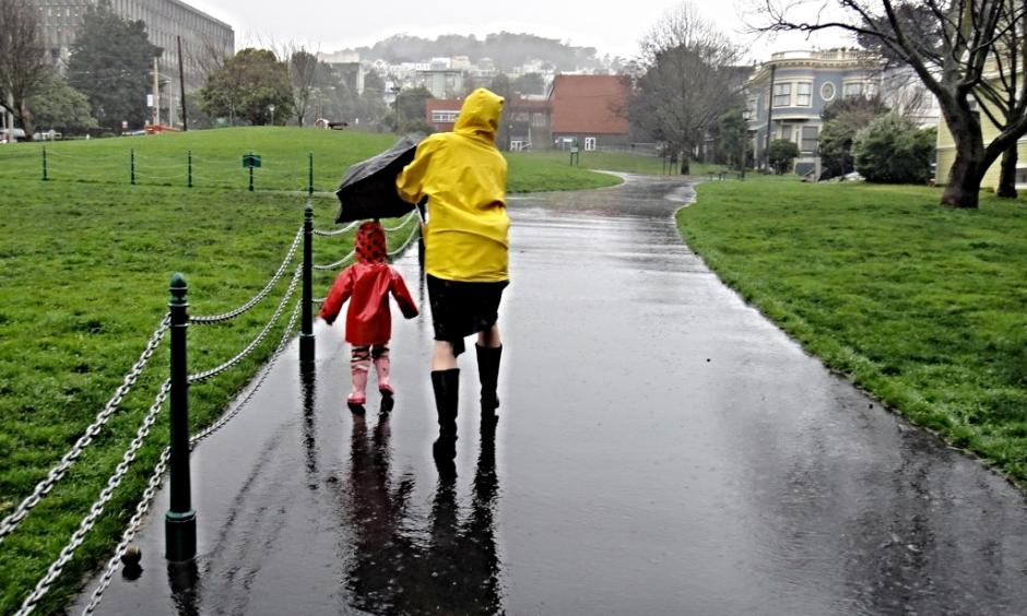 Mother & Child in Duboce Park Rain. Image: Lynn Friedman, Flickr