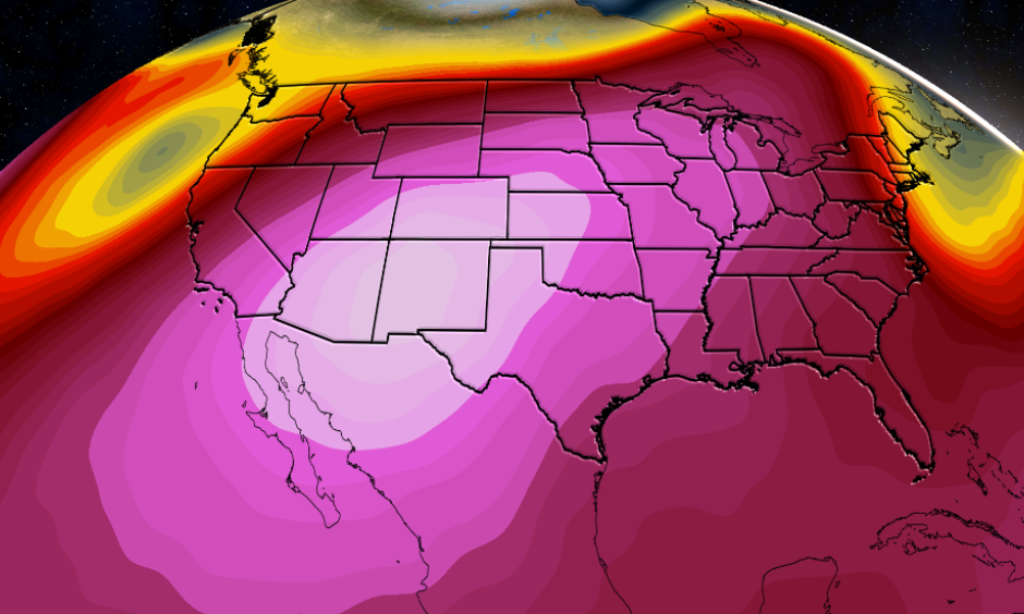 Pink shadings illustrate the ridge of high pressure in the mid-levels of the atmosphere responsible for the extreme heat. Image: The Weather Channel