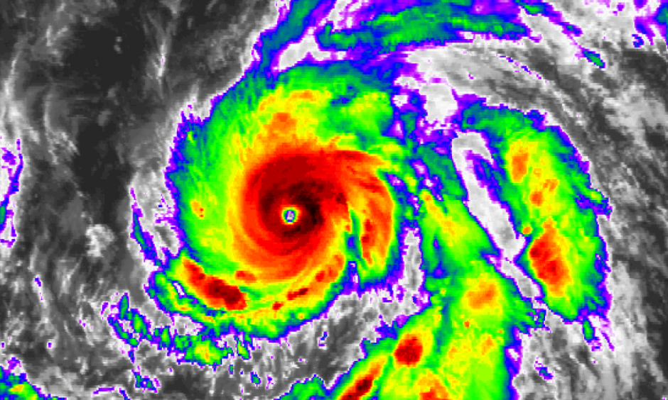 Hurricane Olaf in the central Pacific Ocean, October 20, 2015. Image: NOAA