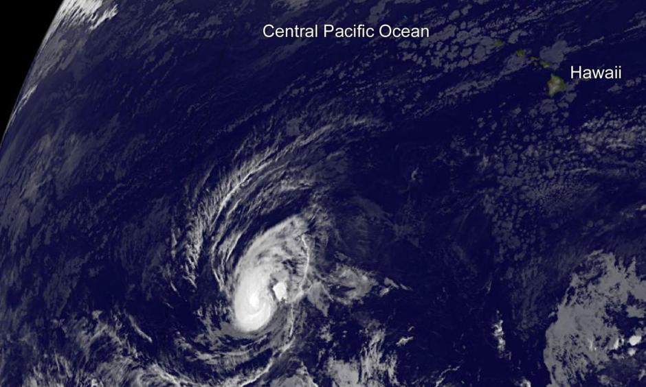 Tropical Storm Pali far to the southwest of Hawaii in the Central Pacific Ocean on Jan. 11 at 1500 UTC (10 a.m. EST). Credit: NASA/NOAA GOES Project