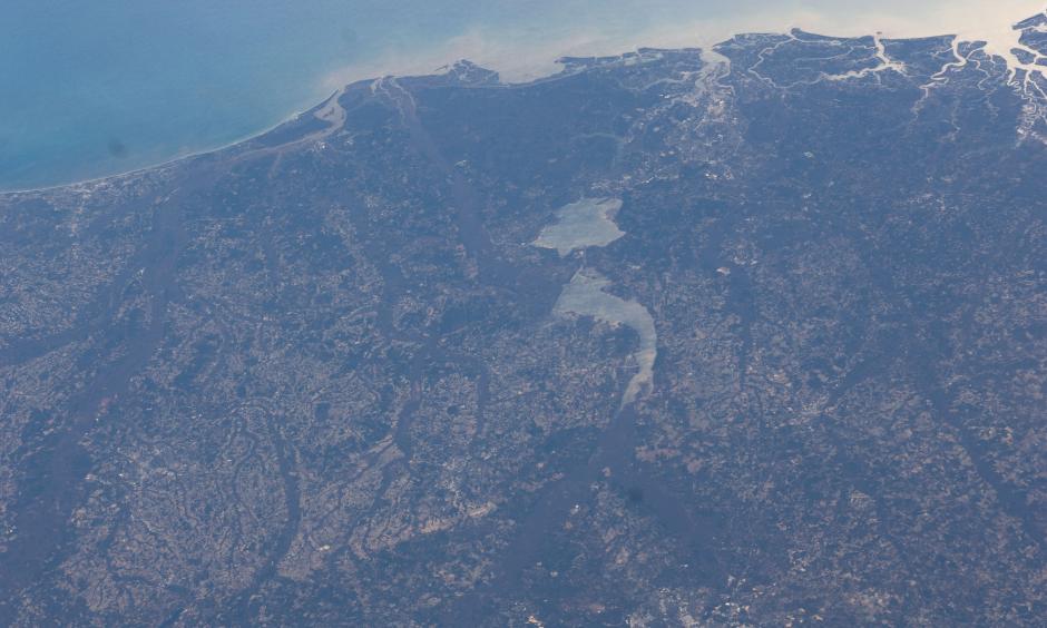 View of South Carolina taken during ISS Expedition 30. (Courtesy: Earth Science and Remote Sensing Unit, NASA Johnson Space Center)