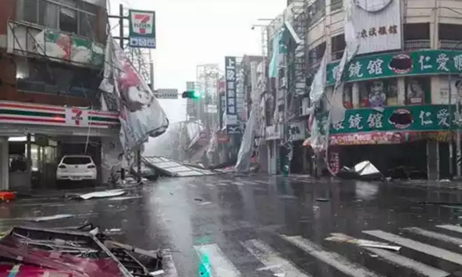 A picture of the devastation caused in Taitun, in Taiwan, after super typhoon Nepartak made landfall on Friday. Photo: Corn Leee/Instagram