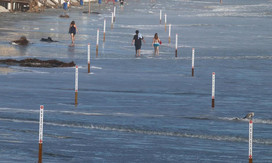A king tide, the highest of the year, is bringing waves up to the sea wall this week in Daytona Beach, even at low tide on portions of the beach. Photo: Jim Tiller, News-Journal
