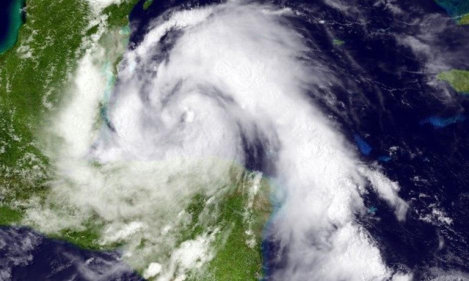 Tropical Storm Earl as seen at 3:30 pm EDT August 3, 2016, when the storm had top sustained winds of 70 mph. Image: NHC Facebook page