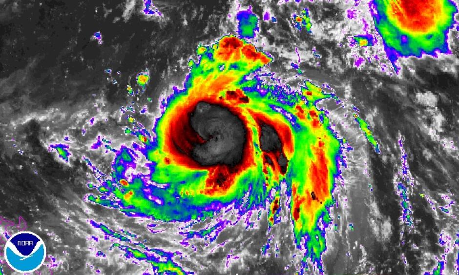 Enhanced infrared image from the Himiwari-8 satellite of Typhoon Meranti at 1500Z (11:00 am EDT) Sunday, September 11, 2016. Image: NOAA/NESDIS