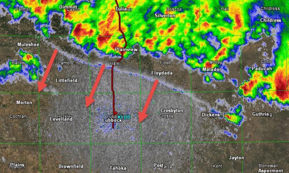 Intense thunderstorms located north of Lubbock at 6:15 pm CDT Sunday, May 29, 2016, pushed an outflow boundary (the faint line south of the storms) and associated haboob (not visible on radar image) toward the Lubbock area. Image: NWS, Lubbock