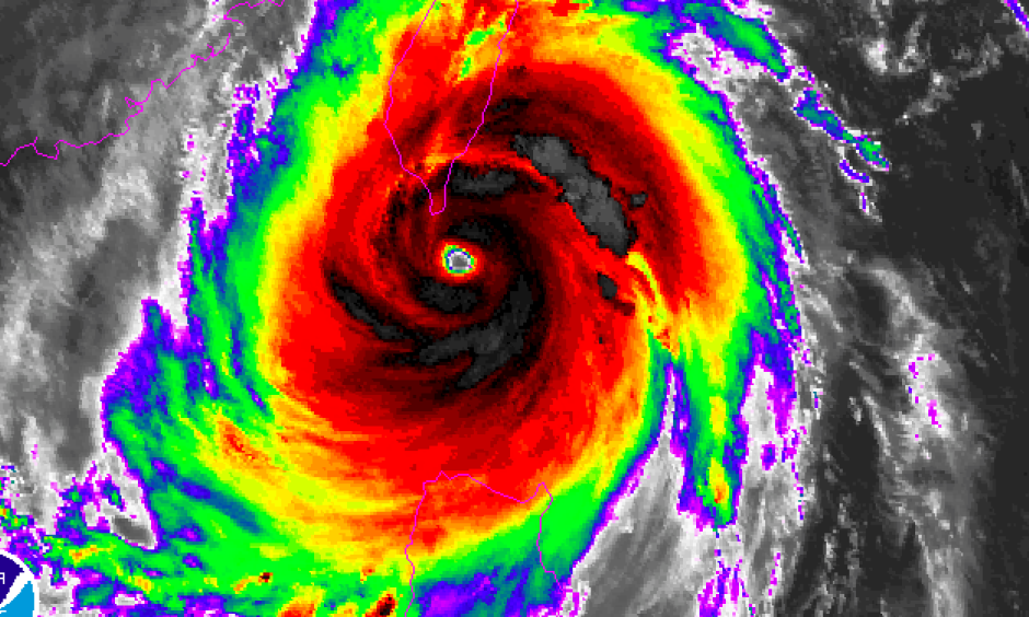 Super Typhoon Meranti was centered just south of Taiwan in the pre-dawn hours of Wednesday. Image: NOAA