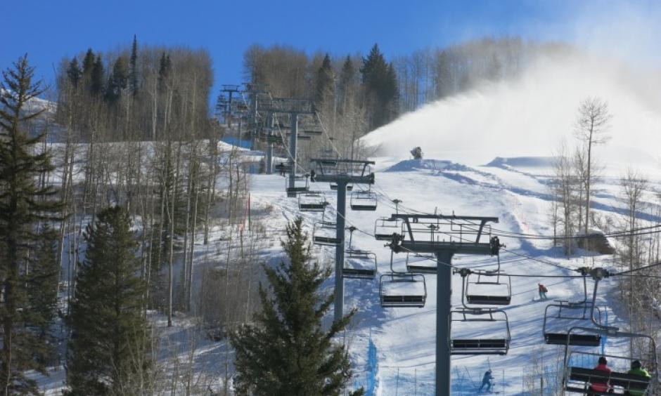 Vail Resort uses snowguns to make snow near the Riva Bahn Express Lift. Low snowpack and warmer temperatures this winter have put more pressure on snowmaking this winter for many Colorado snow resorts. Image: Grace Hood, CPR News