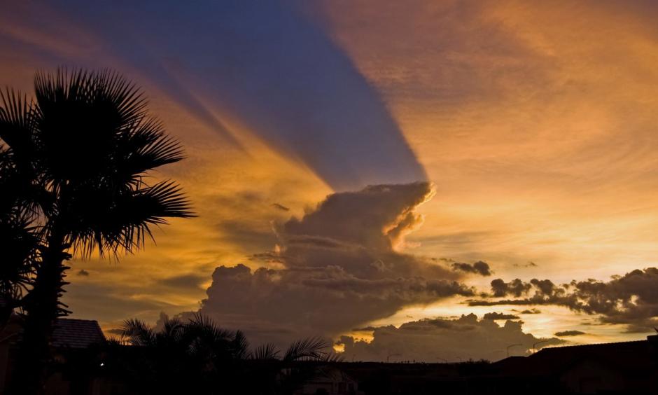 Clouds stretch over Tucson. Photo: Ken Bosma, Flickr