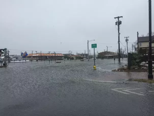 Flooding affecting the transportation center in Ocean City, New Jersey during the blizzard of 2016. Photo: Andrew Hink 