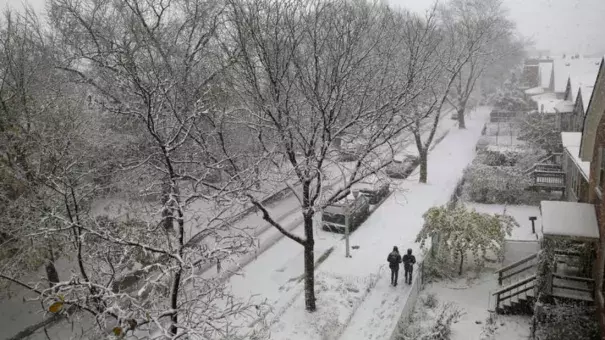 Chicago gets its largest November snowfall in 120 years. Source: Chicago Tribune