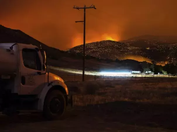 The Fairview Fire burns near Sage and Hemet, Calif., on Sept. 7, 2022. (Credit: Stuart Palley for The Washington Post)