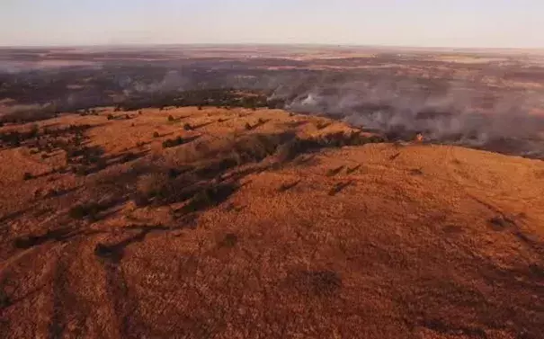 Fires that started March 22 has burned nearly 400,000 acres in southwest Kansas. Photo: Kiowa County Media Center