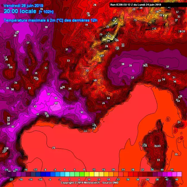The absolute national historic heat record in France (44.1 ° C, August 12, 2003) could be beaten by Friday, especially in the lower Rhône Valley where several models suggest Tmax> 44 ° C (here the ICON model), consistent with T ° at 850hPa of 27-28 ° C. Credit: Etienne Kapikian, Twitter