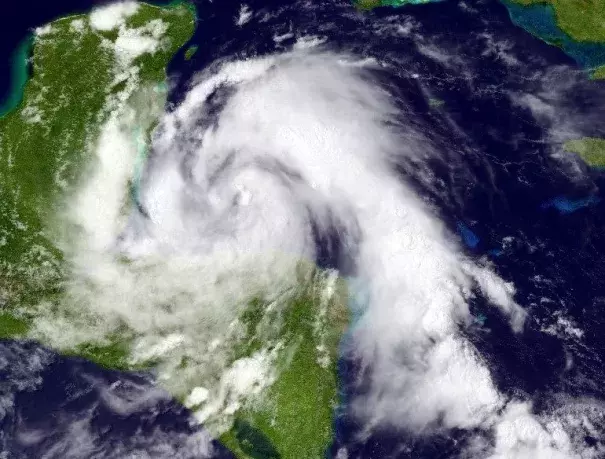 Tropical Storm Earl as seen at 3:30 pm EDT August 3, 2016, when the storm had top sustained winds of 70 mph. Image: NHC Facebook page