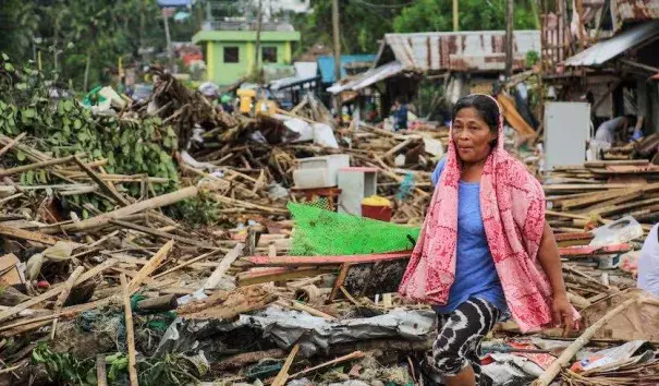 Destroyed houses in Sorgoson City after Typhoon Kammuri. Credit: Razvale Sayat/AFP/Getty Images.