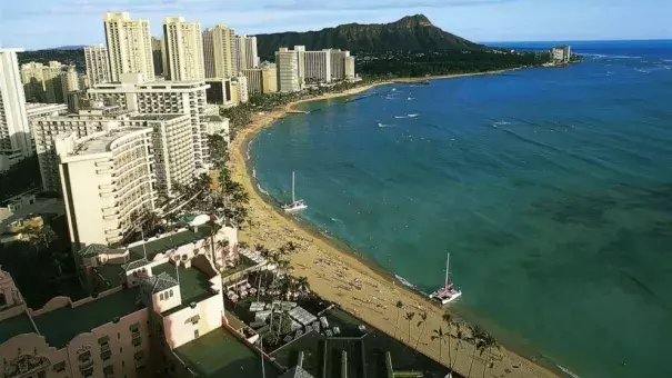 Waikiki Beach, Oahu Island, Hawaii. (De Agostini via Getty Images)