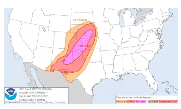 Fire weather outlook issued by the NOAA/NWS Storm Prediction Center at 9:00 am CST Monday, March 6, 2017. Image: NWS