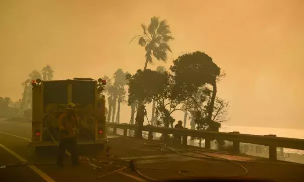 Smoke on the Pacific Coast Highway near Ventura, California on Thursday. Photo: John Cetrino, EPA