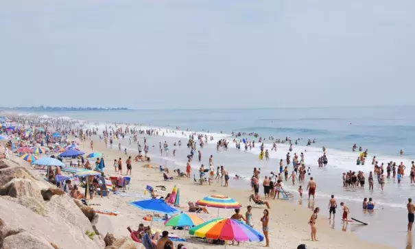 Misquamicut State Beach. Photo: Wikipedia