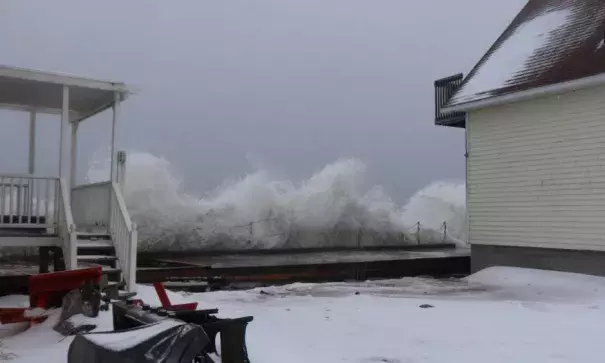 The most recent storms destroyed the already damaged seawall and boardwalk the village of Percé built in the 1970s to keep the waves at bay. For decades, the boardwalk was an important tourist attraction, but researchers say when it comes to erosion, it did more harm than good. Waves would crash into the seawall, deflect back into the sea and return with even more force and height. Photo: Jessica Rubinger, CBC