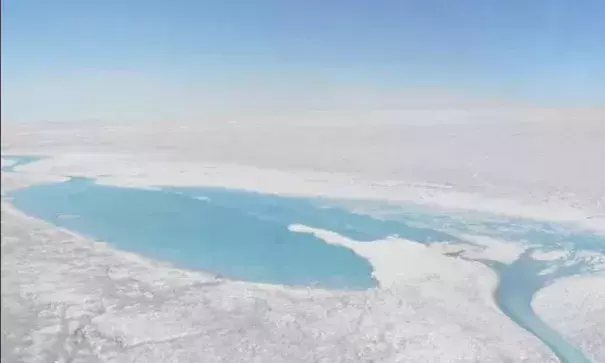 Large meltwater lakes form over the Greenland ice sheet in August 2016. Photo: Black and Bloom (@Glacier_Albedo)