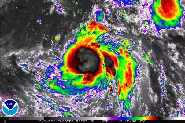 Enhanced infrared image from the Himiwari-8 satellite of Typhoon Meranti at 1500Z (11:00 am EDT) Sunday, September 11, 2016. Image: NOAA/NESDIS
