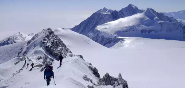 The distant summit of Mount Vinson in Antarctica, rising to 4,892 meters, is higher than Mont Blanc (4,810 metres) in the European Alps. Photo: Torch Magazine via Flickr