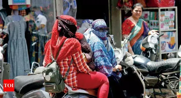 The highest temperature recorded was at Kandla airport, where the mercury touched 46.8°C (116.2°F) on Sunday. Photo: The Times of India