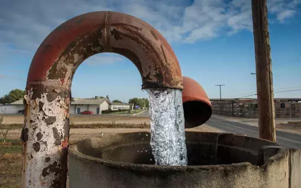 San Joaquin Valley farmers keep drilling, even as groundwater limits loom. Photo: Sacramento Bee