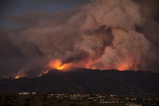 The Sand Fire burning in California's Santa Clarita Valley in July. Photo: Kevin Gill/flickr