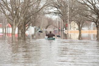 Flooding in Hamburg, Iowa, on Monday. Credit: Tim Gruber for The New York Times