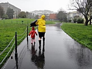 Mother & Child in Duboce Park Rain. Image: Lynn Friedman, Flickr