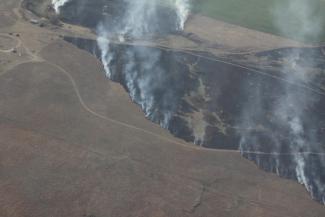 Aerial view of the Kansas wildfire that so far has burned some 400,000 acres. Two residences, as well as a number of outbuildings were destroyed, too, but there have been no serious injuries or fatalities. Photo: Kansas Forest Service