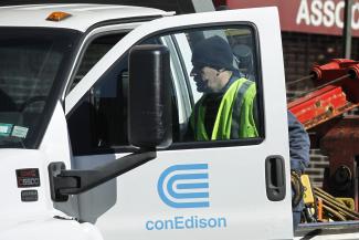Con Edison is reporting record power usage over the weekend after a heat wave swept through the New York region. Photo: Getty Images