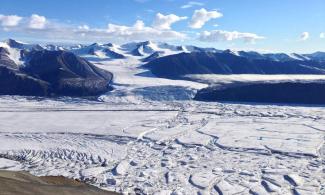The study Canada’s high Arctic circle found glaciers shrank by more than 1,700 sq km over a 16-year period, equivalent to a 6% loss. Photo: Luke Copland