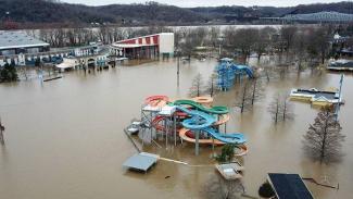 Coney Island amusement park in Cincinnati, Ohio, floods on February 24, 2018, as the Ohio River rises. Photo: Brian Lewis