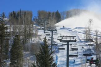 Vail Resort uses snowguns to make snow near the Riva Bahn Express Lift. Low snowpack and warmer temperatures this winter have put more pressure on snowmaking this winter for many Colorado snow resorts. Image: Grace Hood, CPR News